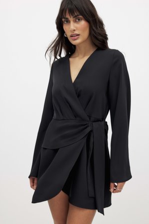 NA-KD Overlap Wrap Mini Dress - Slå-om-kjoler - Sort - EU 36