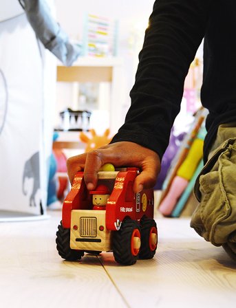 Magni Toys Wooden Fire Engine With Rubber Wheels - Red - ONE SIZE