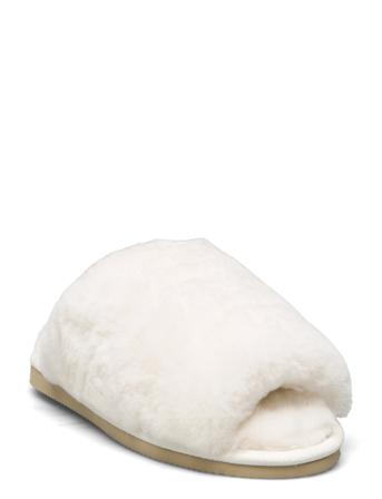 Lukka Slippers Tofflor Vit Mjúka