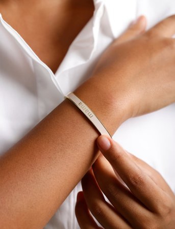 Design Letters Vip Word Candy Bangle - Beige - ONE SIZE