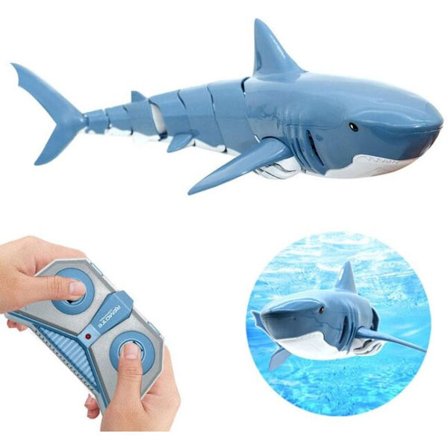 Robot haj der svømmer i vand