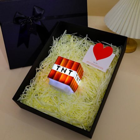 Minecraft Nattlampa Stämningsljus, perfekt för ivriga spelare som vill piffa upp sin heminredning med en nörd-touch (Presentförpackning ingår ej)