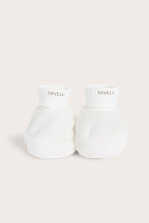 Newbie | Fluffy tøfler Offwhite 0-3M | Offwhite