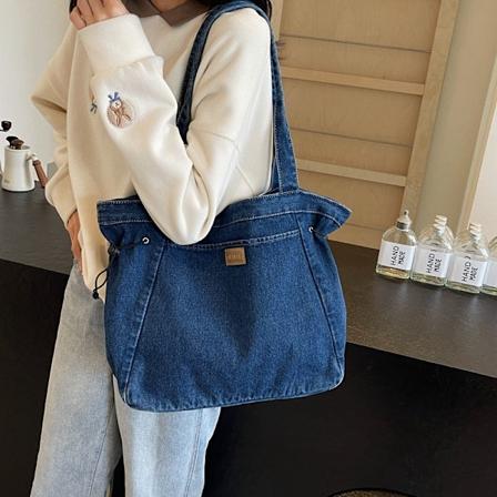 Koreansk stil stor kapacitet pendlarväska 2024 sommar ny mode all-match axelväska casual denim tote väska Dark Blue