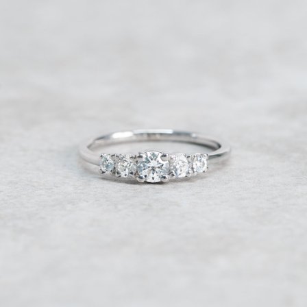 Gullviva, 18K Weißgold : Diamanten - Laborgezüchtet, Karat - 0.30 kt