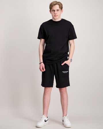 Jack & Jones JPSTVESTERBRO SWEAT SHORTS GMS SN JNR Svart Shorts Gutt - Kids Brand Store