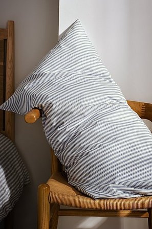 Jotex - Örngott 90x50 Cm Ekologisk Blå/vit ESSA - Köp Örngott hos Jotex