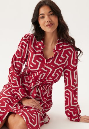 Happy Holly - Viscose Long Sleeve Dress - Red/Cream - Kläder - - Bubbleroom