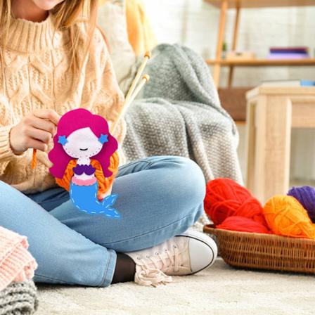 8 stk. sysett for barn i filt med havdyr – DIY kunst- og håndverkssett i filt – sysett for nybegynnere for gutter og jenter – pedagogisk gave