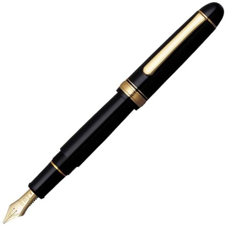 Platinum #3776 Century Fountain pen Black Gold Trim Music nib