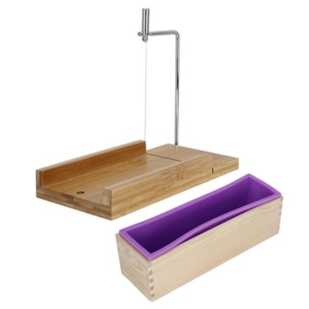 Tee-se-itse-käsintehtyjä saippua- ja kynttilämuotteja leivonnaisten leikkaamiseen -setti keittiötarvikkeita (leikkuulauta ilman kantta)