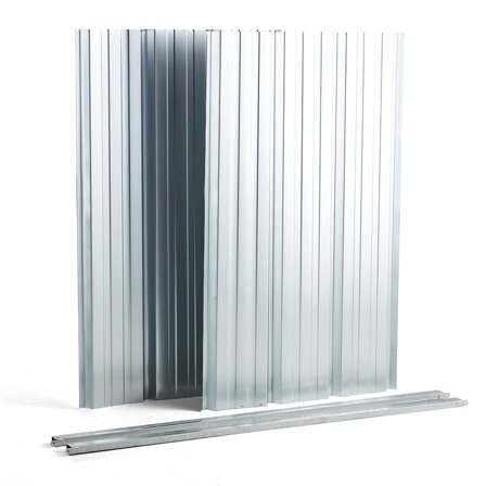 Bakpanel til sykkelgarasje