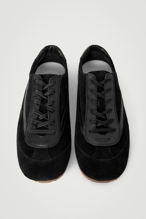 COS Homme Baskets Minimalistes En Daim in Noir