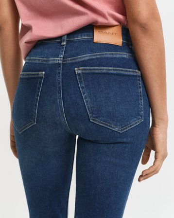 GANT Damen Verkürzte Slim Fit Jeans (30) Denim Melange