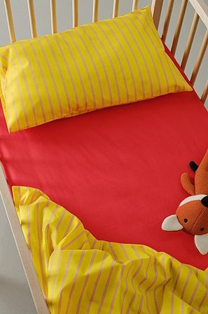 Jotex - Mini Faconsyet Lagen Krybbe Økologisk 60x120 Cm Tomatrød - ZACK - Køb Lagener hos Jotex