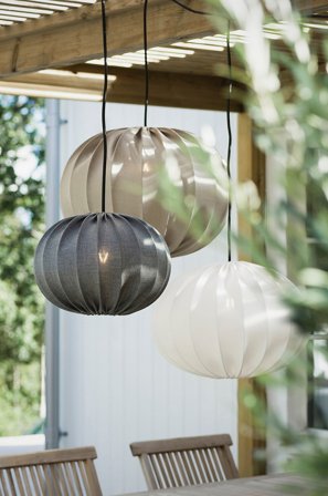 PR Home - HILMA udendørs pendellampe 60 cm - Hvid - Loftlamper udendørs - Fra Homeroom