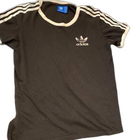 Adidas t-shirt