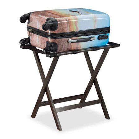 Taitettava matkalaukkuteline tummanruskeana