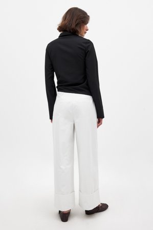 Linn Eklund x NA-KD Fold Up Detail Mid Waist Pants - Cropped bukser - Råhvid - EU 36