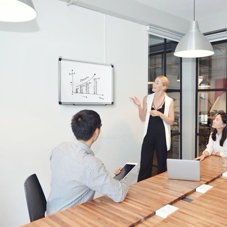 Magnetisk whiteboardtavla med löstagbar bricka, 50 x 35 cm