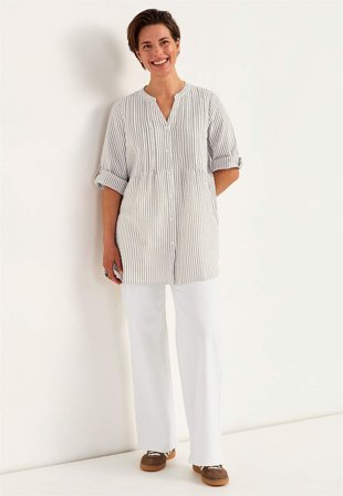 Cellbes of Sweden - Tunika i seersucker i beige / stribet til damer i størrelse 50/52