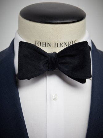 John Henric Men's Schwarze Samtfliege Size Self-tied