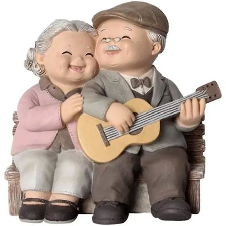 Hartsskulpturer av äldre par - Kärleksfulla morföräldrar Jubileums Trädgårdsdekoration