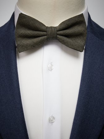 John Henric Men's Dunkelgrüne Leinenfliege Size Pre-tied