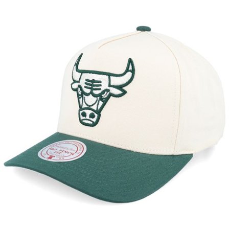 Mitchell & Ness - NBA Beige adjustable Keps - Hatstore Exclusive x Chicago Bulls Chicago Bulls Nat Green Pro Crown Natural/Green A-frame Adjustable @ 