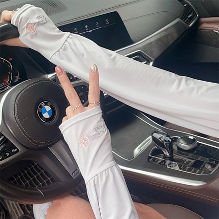 Issilkesärmar för kvinnors solskydd på sommaren, tunna och lösa, lämpliga för bilkörning