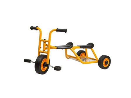 RABO Trehjuling med sittplats bak - Lyreco - Skola och förskola - Cyklar, barnvagnar och skrindor - Trehjulingar