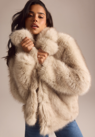 Bubbleroom - Faux Fur Jacket - Light beige - Kläder