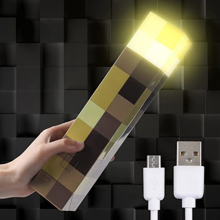 Minecraft Valaisin seinälle - Paristo- ja USB-liitettävä yövalo - Kädessä pidettävä tai seinään asennettava lamppu