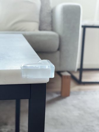 Hörnskydd transparent 4/fp - Lyreco - Skolmöbler och inredning - Barnsäkerhet - Klämskydd