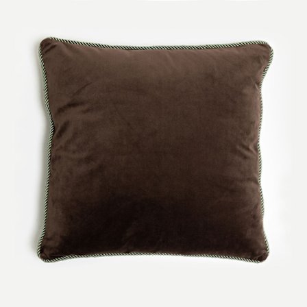 Samettinen ruskea tyyny 50x50cm – Pehmeä sisustustyyny