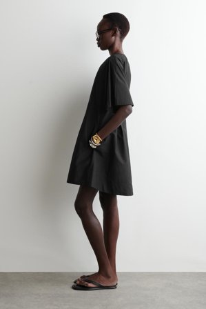 COS Women's Mini Abito A Trapezio Plissé in Nero