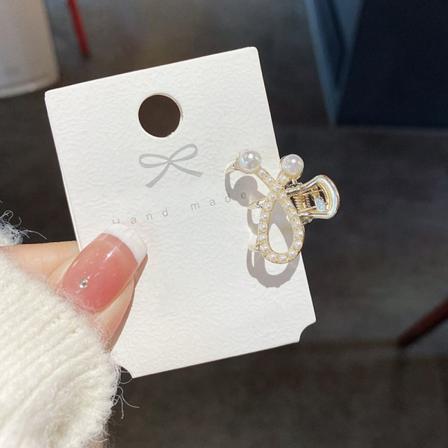 Hårnål White Pearl Metal Flower Hårklo 3 3