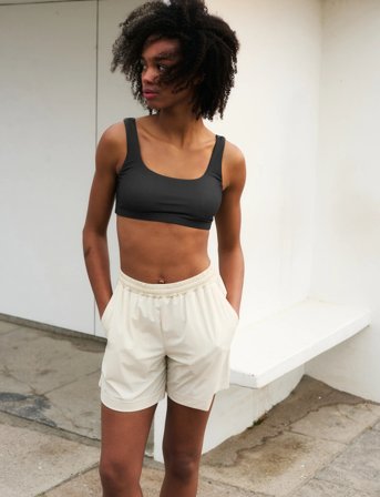 Rethinkit Studios Hangout Loose Shorts - Cream - S