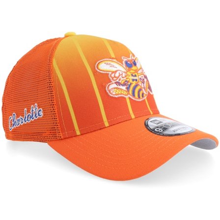 New Era - NBA Oranje trucker Cap - Charlotte Hornets NBA City Edition 9FORTY Orange Trucker @ Hatstore