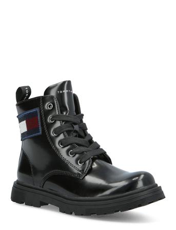 T1A5-31189-1225999- Black Tommy Hilfiger