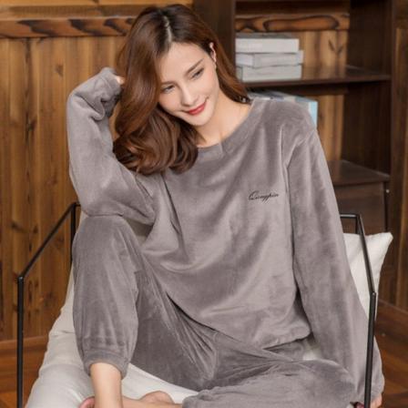 Coral samettipyjamat pitkähihaiset puvut talvella käyttää paksu pyöreä pääntie kotivaatteet Grey clothes+grey trousers( One size (80-140 kg)