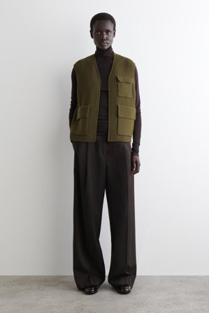 COS Women's Chaleco Funcional En Canalé De Lana Merino in Verde