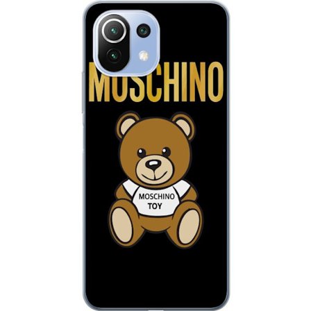 Kompatibelt Mobilskal till Xiaomi Xiaomi 11 Lite 5G NE Moschino-inspirerad nallebjörn med text på tröjan, centrerad mot svart bakgrund med tydlig m