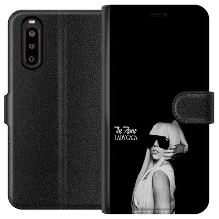 Kompatibel Tegnebogsetui til Sony Xperia 10 II Stranger Things plakat med cyklende silhuetter og rød lynstorm i dramatisk retrodesign