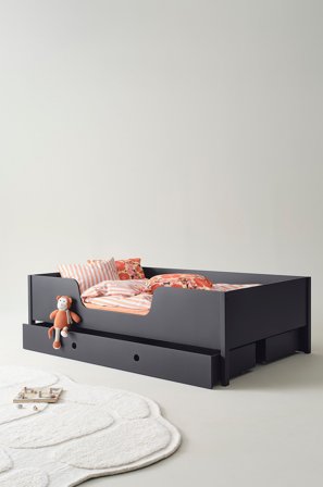 Jotex - Barneseng Med Oppbevaring 120x200 Cm Svart - CAMPO - Kjøp Barnesenger & sprinkelsenger hos Jotex