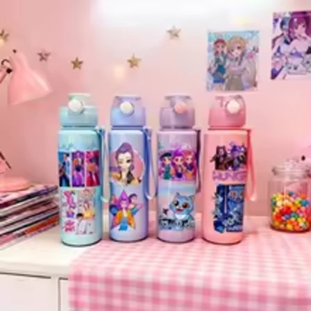 700ML KPop Demon Hunters Gradient Vandflaske - HUNTR/X Rumi Mira Zoey Jinu Børnegave, Bærbar Drikkeflaske