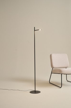 Jotex - VENETA gulvlampe LED Svart - Kjøp Gulvlamper hos Jotex