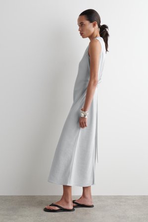 COS Femme Robe Midi Coupée En Biais En Lin Mélangé in Turquoise