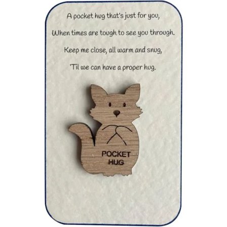 Liten Ficka Kram Token - En Stor Björnkram i Trä