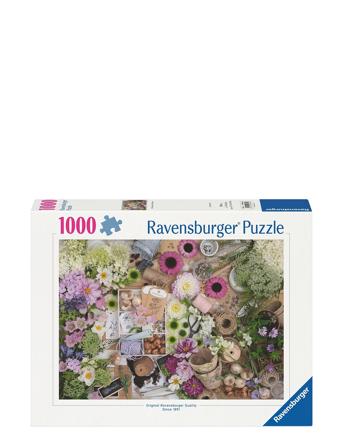 Magnificent Flower Love 1000P Patterned Ravensburger